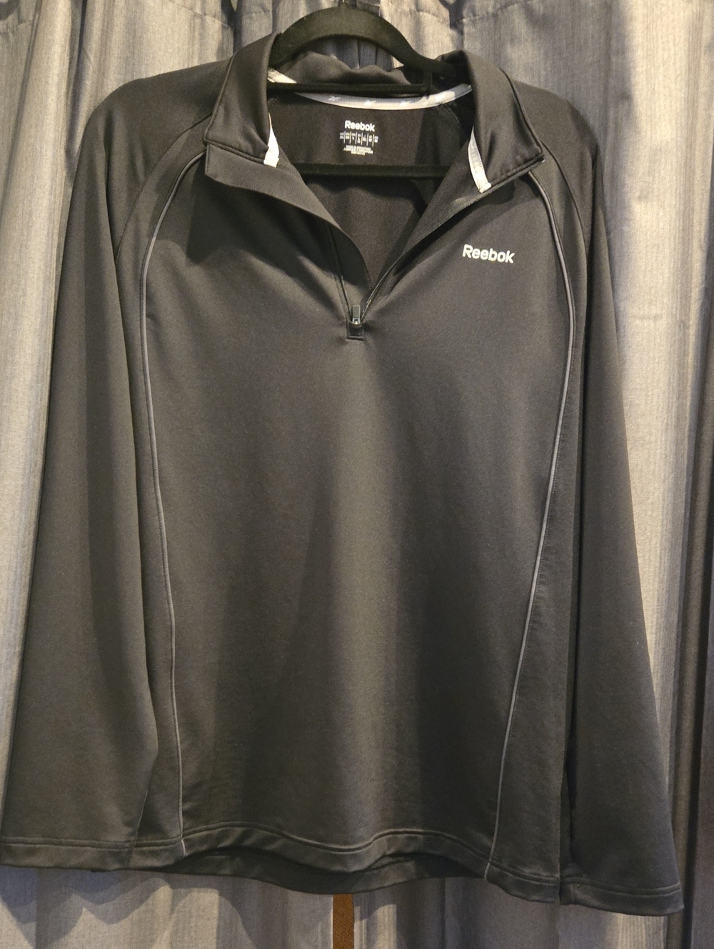 Reebok Black Unisex Quarter-Zip Performance Jacket